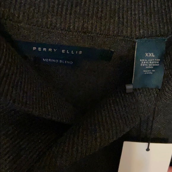 New Perry Ellis Merino Wool Blended Collar Sweater Charcoal Heather Color - Picture 2 of 8